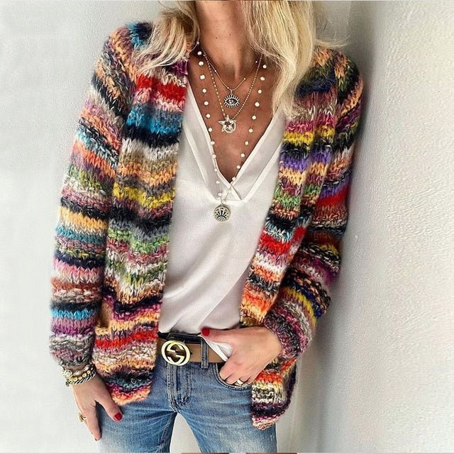 Bunte Strickjacke aus Merinowolle - IdealeKleiden