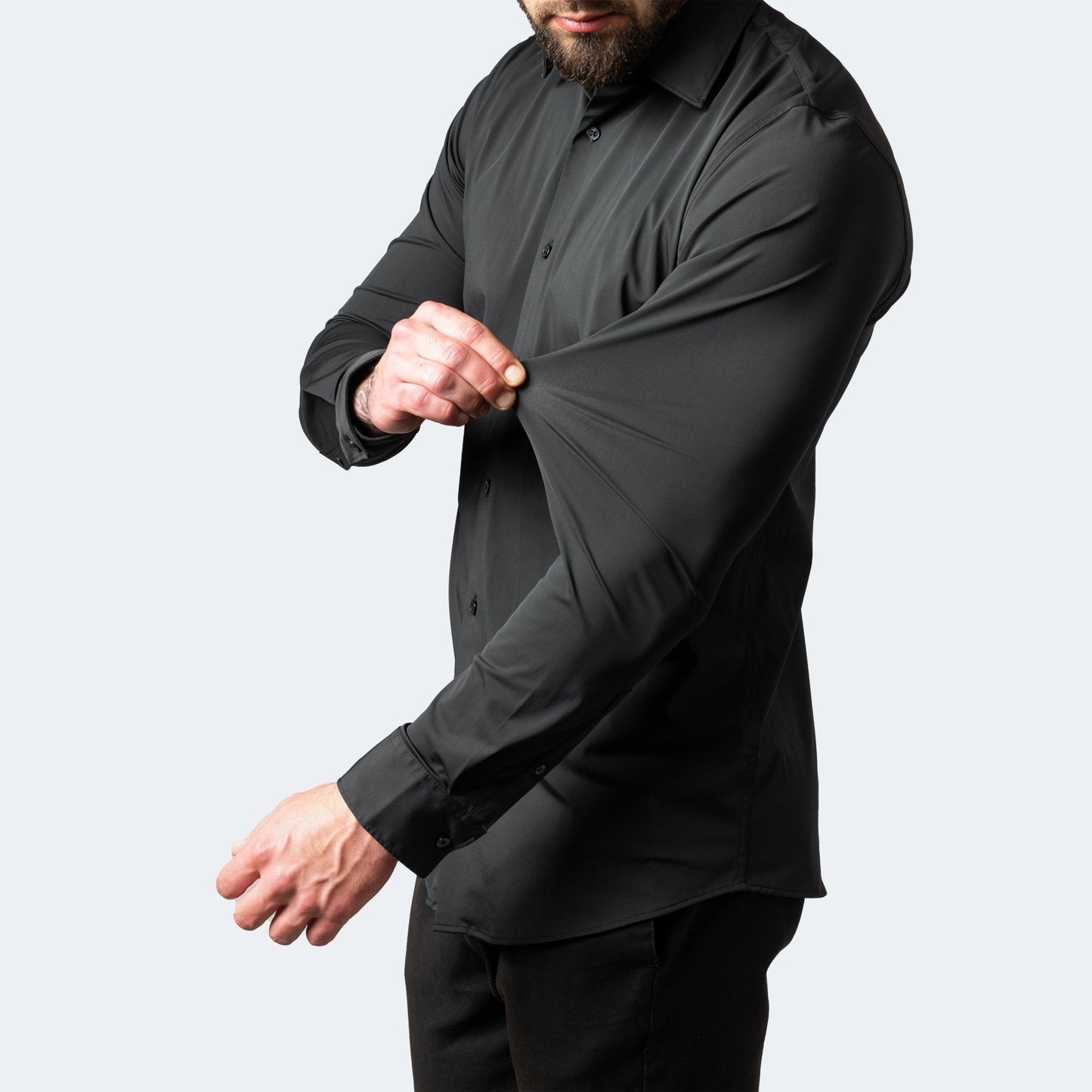 Chemise confortable en tissu stretch au design moderne