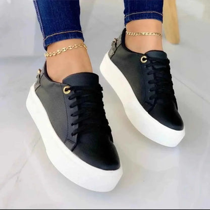 Baskets sportives et mode pour femmes
