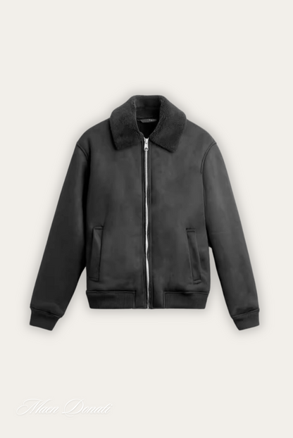 Doudoune élégante pour femme, noire et moderne