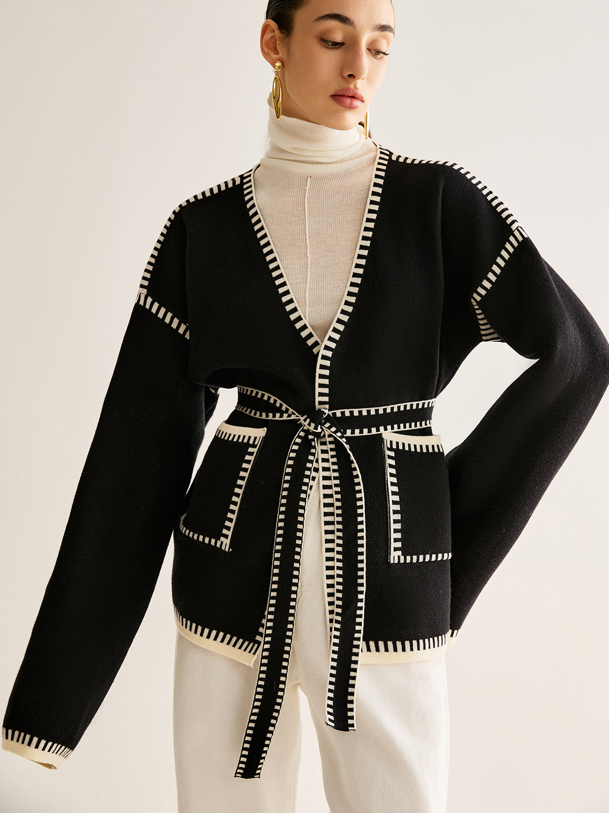 Gilet élégant pour femme avec ceinture