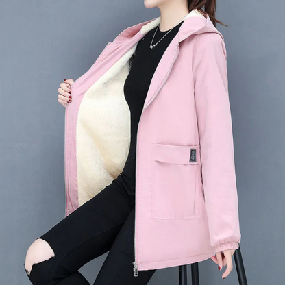 Veste d'hiver élégante pour femme avec capuche