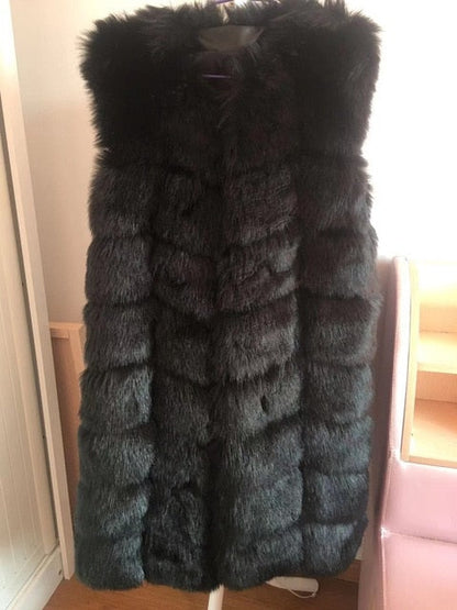 Manteau mystérieux Identité cachée