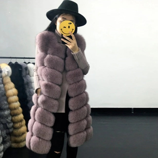 Manteau mystérieux Identité cachée