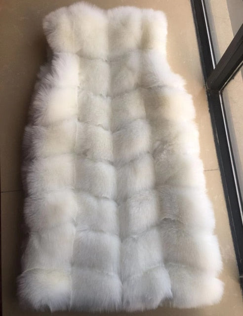 Manteau mystérieux Identité cachée