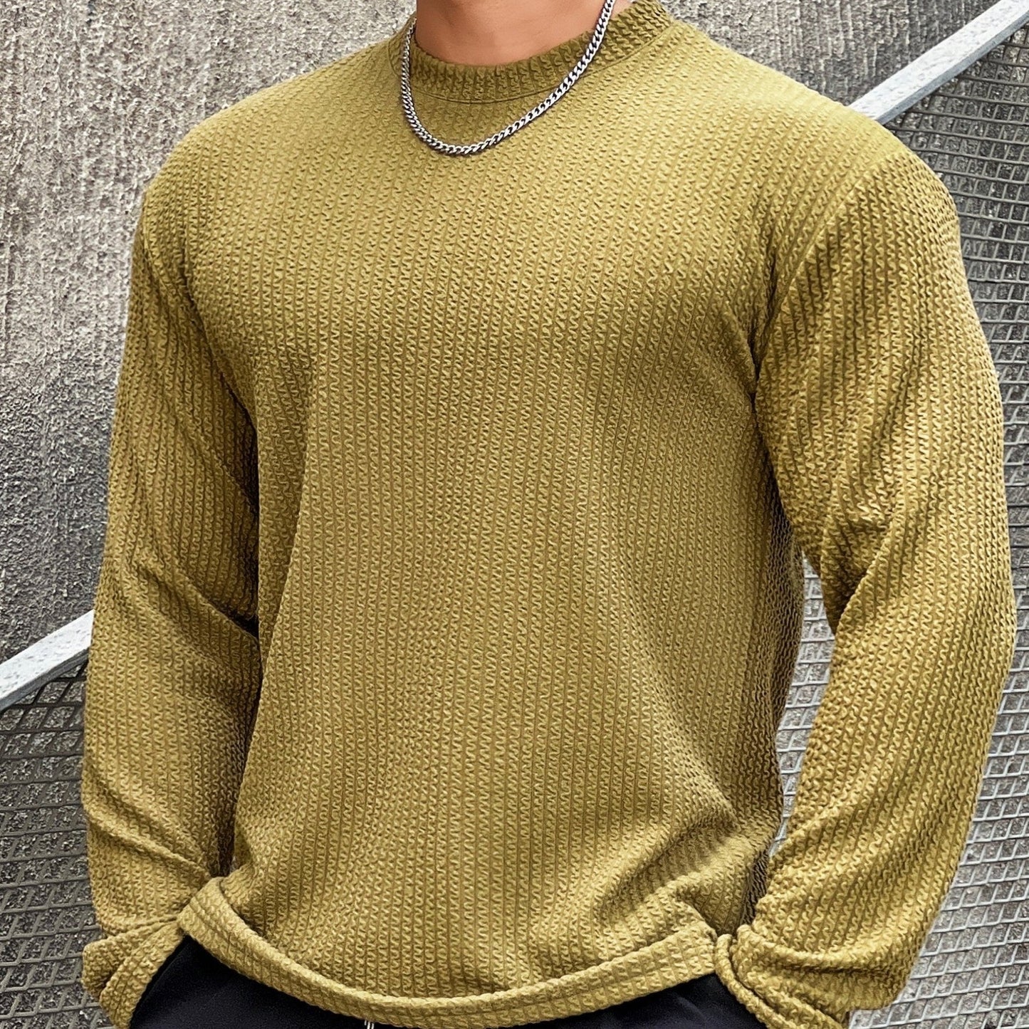 Grand pull en maille col rond homme