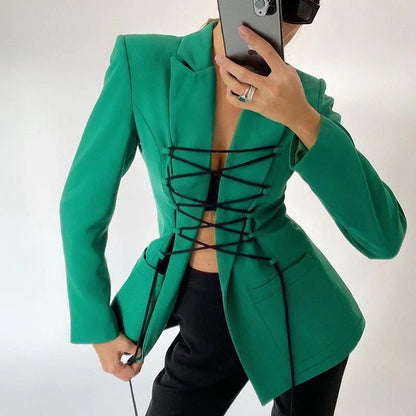 Manteau fin pour femme avec laçage et poches