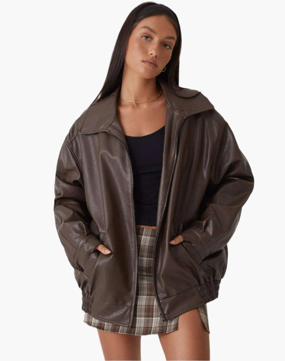 Veste en cuir élégante coupe oversize look streetwear moderne