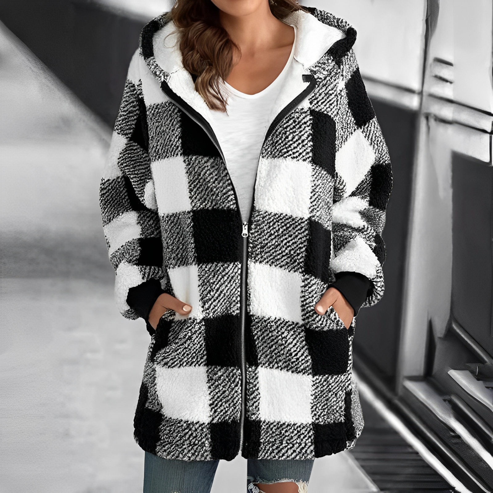 Modische Frauenjacke Kapuzenstyle - IdealeKleiden