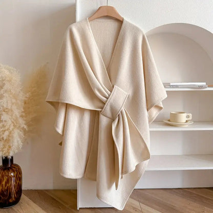 Poncho-cape imperméable pour femme