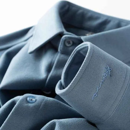 Chemise classique homme élégante cintrée